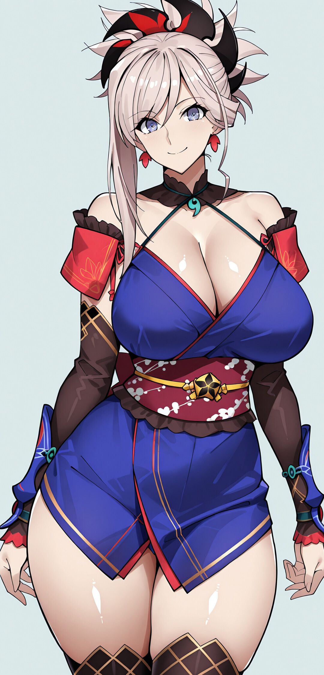 Une illustration de Miyamoto Musashi, dans le style des dessins animés japonais, tirée de Fate/Grand Order. Elle est représentée souriante, portant un kimono bleu, des protège-bras marron et les cheveux attachés en une haute queue de cheval.
